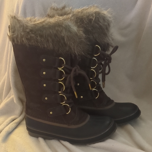 Sorel Joan Of Arctic Winter Boots with Faux Fur - Picture 12 of 12